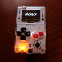 Arduboy connected via USB with logo